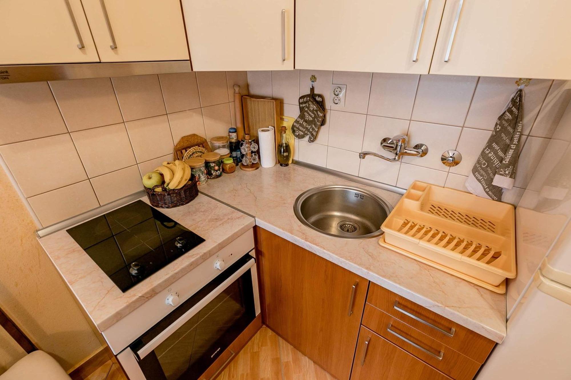 Apartments Gudelj Каменари Экстерьер фото