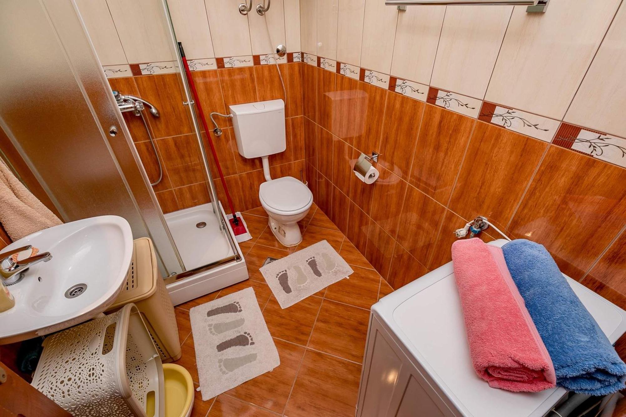 Apartments Gudelj Каменари Экстерьер фото